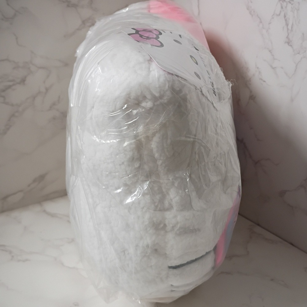 SANRIO Hello Kitty Pink Bow and Heart Sunglasses Sherpa Pillow - NWT - Picture 4 of 6